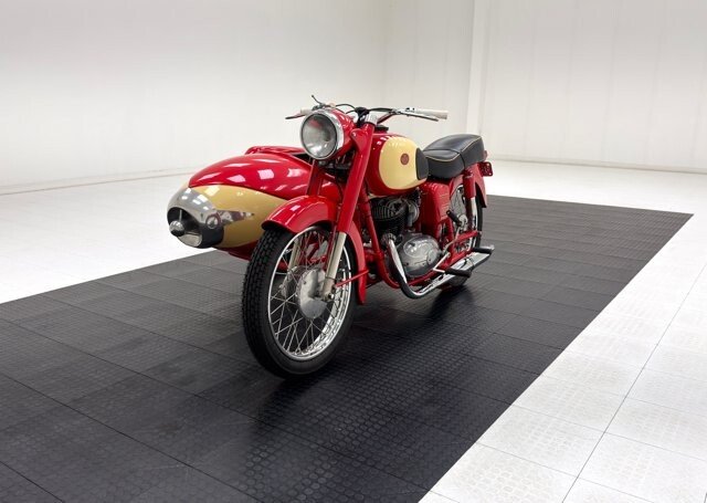 1960 Pannonia Deluxe