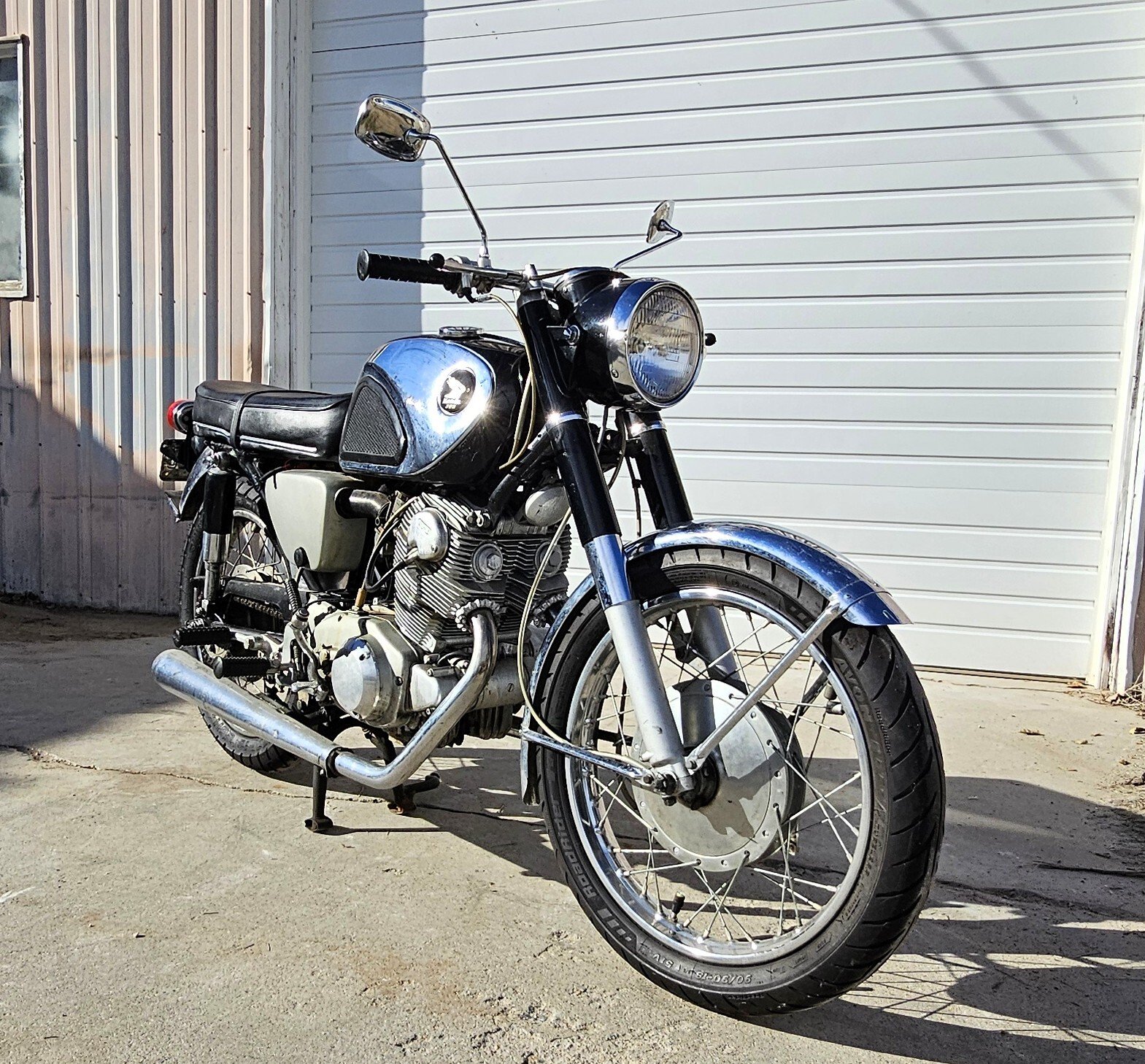 1967 Honda Super Hawk 305