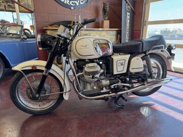 1968 Moto Guzzi V7