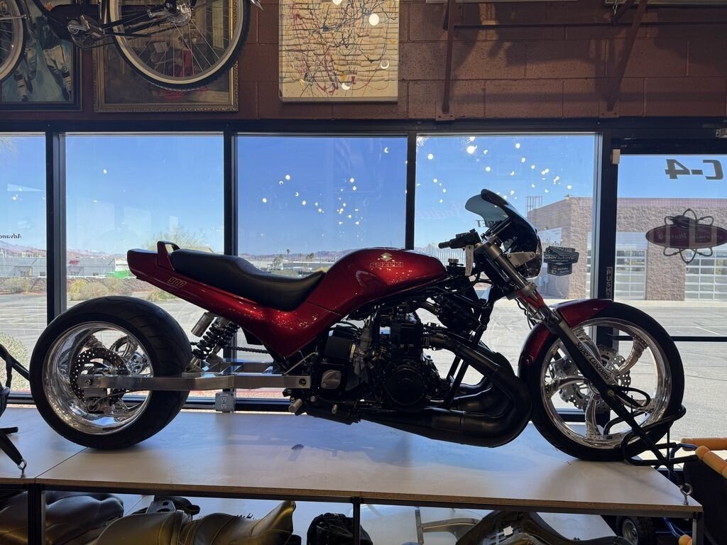 1990 Suzuki Marauder 800