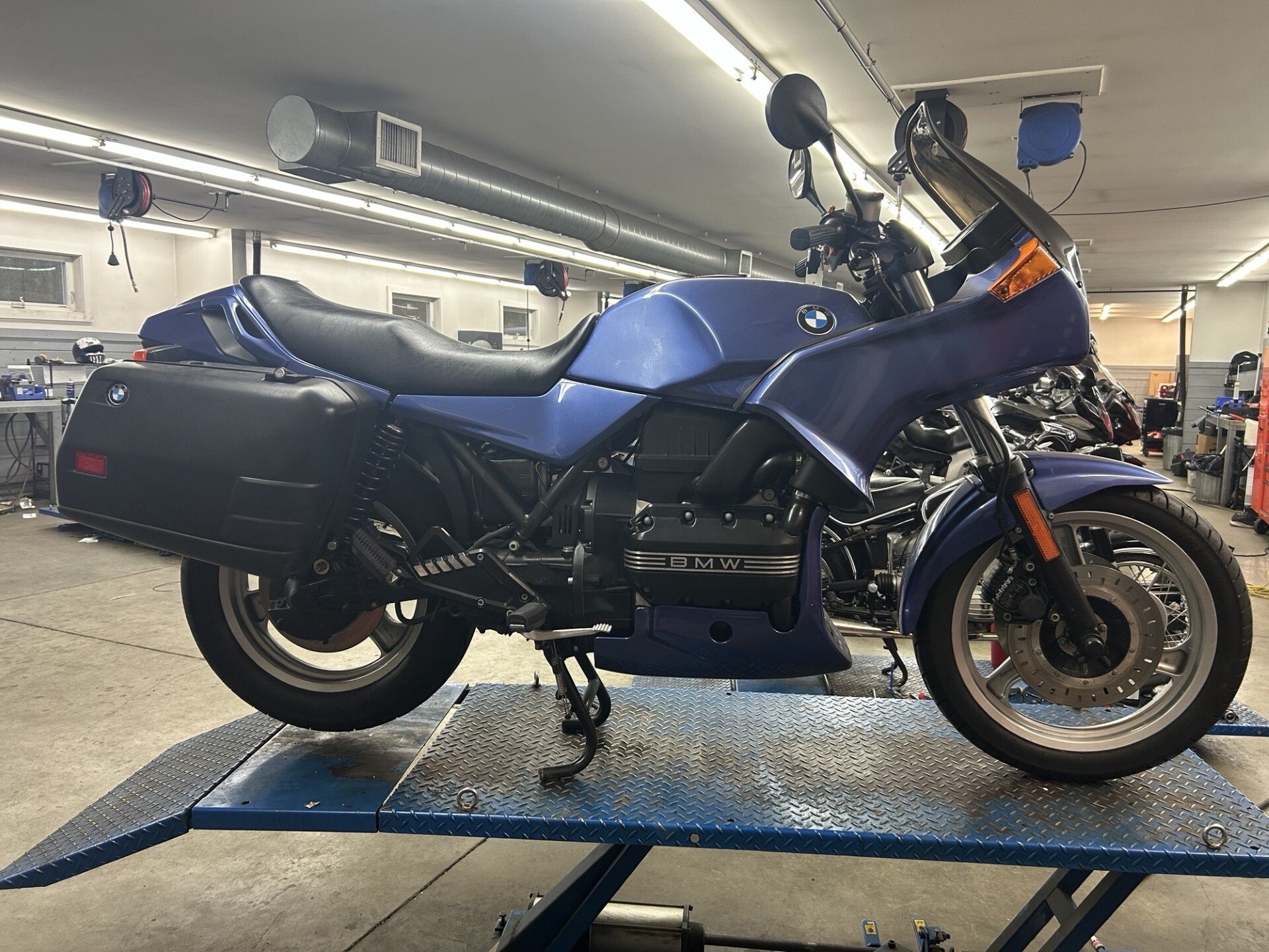 1993 BMW K75S