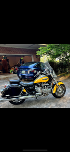 Thumbnail Photo 2 for 1997 Honda Valkyrie for Sale by Owner