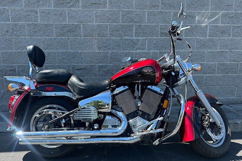 1999 Victory V92C