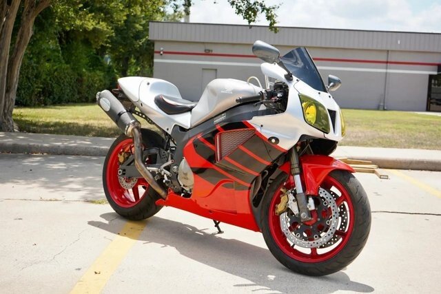2000 Honda RC51