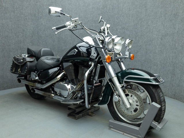 2000 Suzuki Intruder 1500 LC