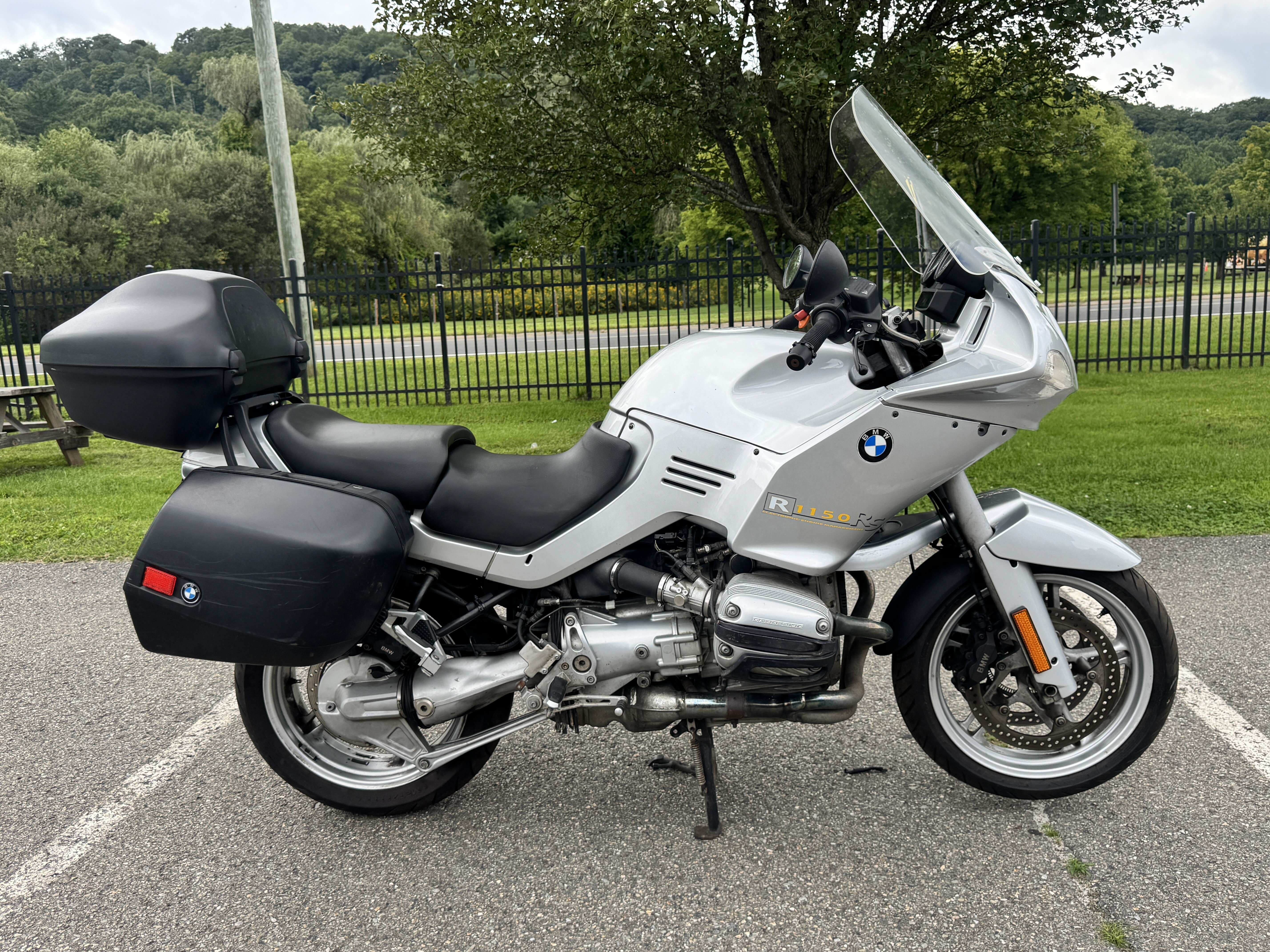 2002 BMW R1150RS