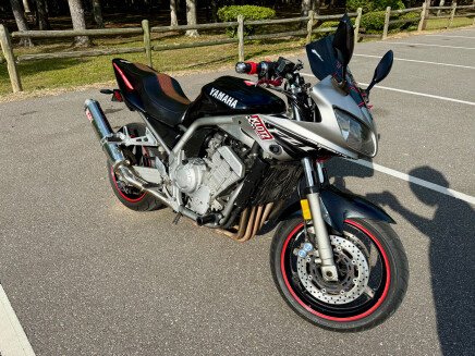 Photo 1 for 2002 Yamaha FZ1 for Sale by Owner