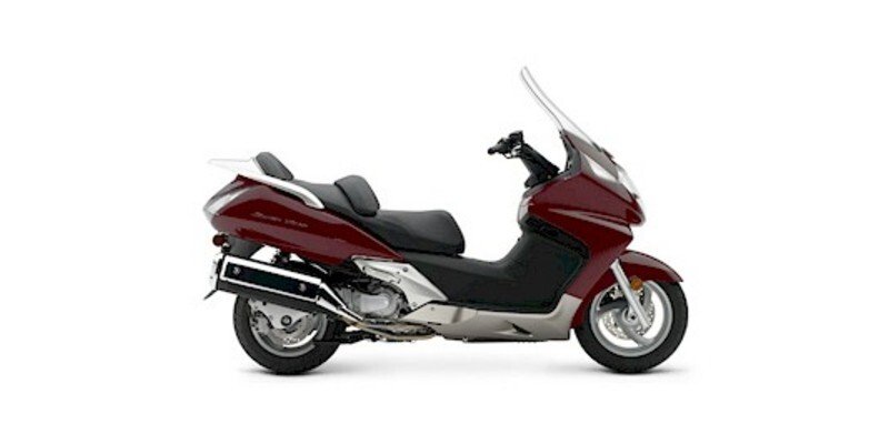 2004 Honda Silver Wing Base specifications
