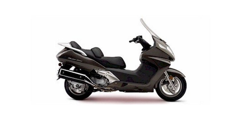 2005 Honda Silver Wing Base specifications