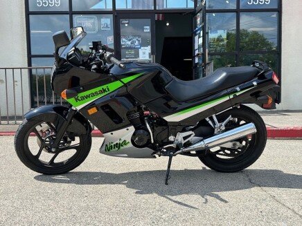 Photo 1 for 2005 Kawasaki Ninja 250R