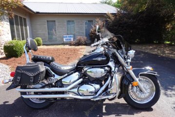 2005 Suzuki Boulevard 800