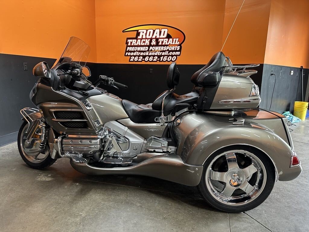 2006 Honda Gold Wing Audio / Comfort / Navigation