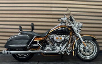 2008 Harley-Davidson CVO Screamin Eagle Road King Anniversary