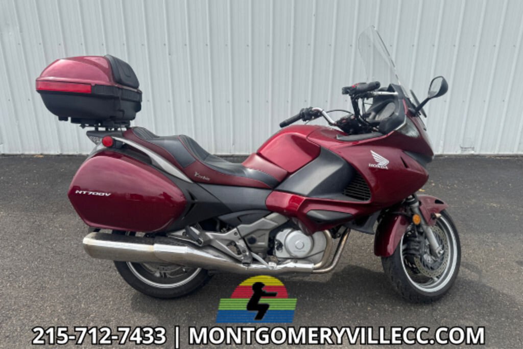2010 Honda NT700V