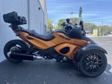 2011 Can-Am Spyder RS