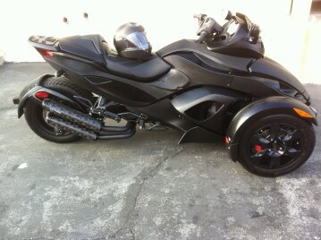 2011 Can-Am Spyder RS