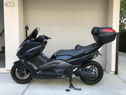 Photo 1 for 2011 Yamaha TMax for Sale by Owner