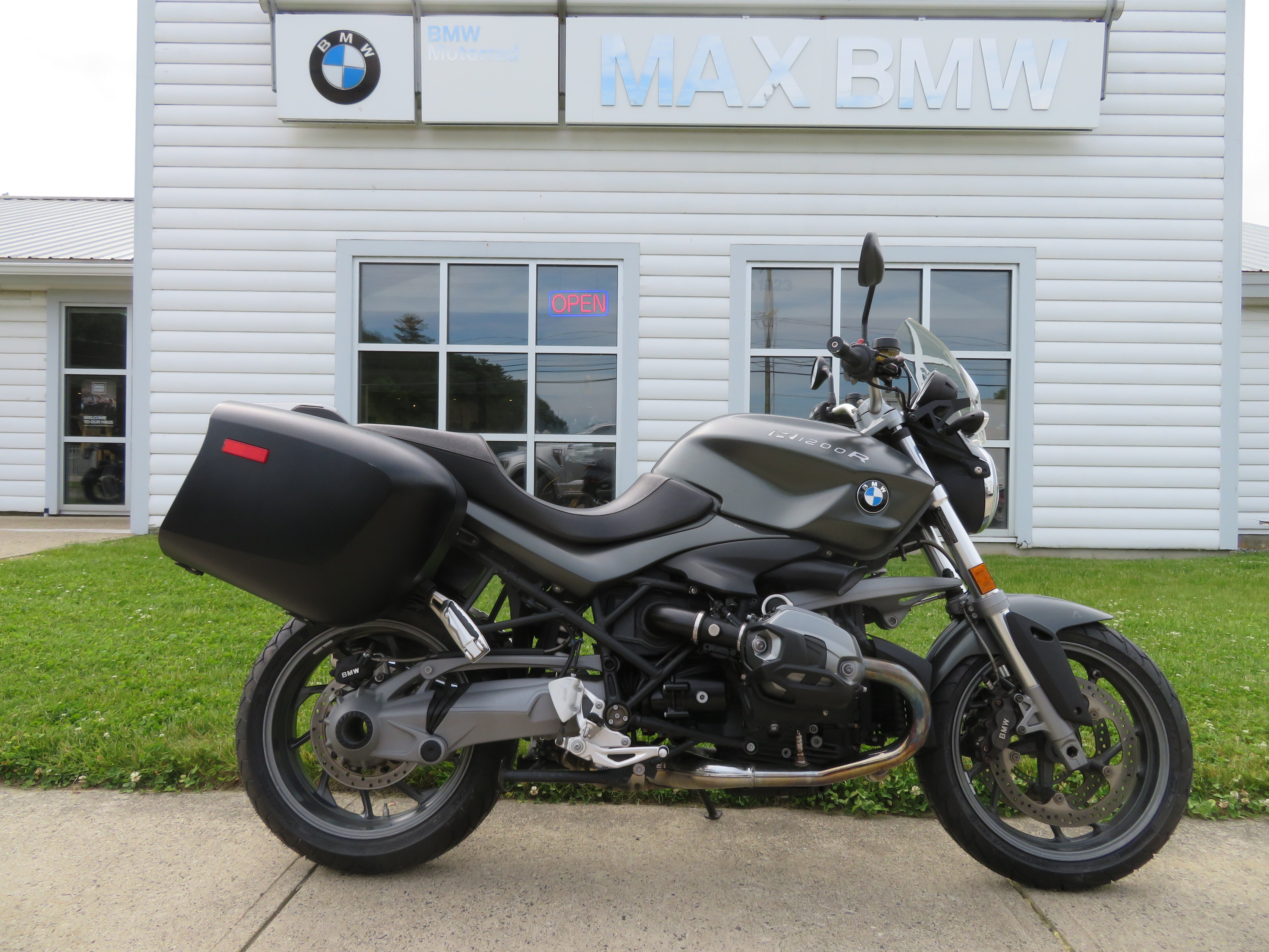 2012 BMW R1200R