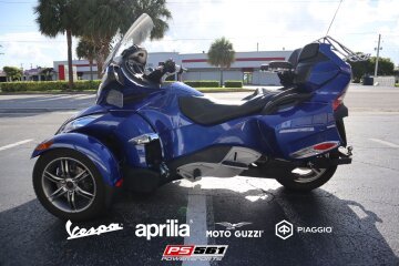 2012 Can-Am Spyder RT Audio And Convenience