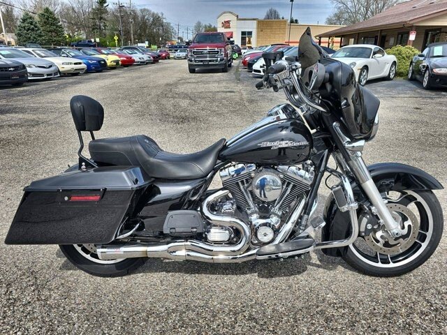 CROSS STREET 初回限定版 2013 Harley-Davidson Street Glide For Sale - Carsforsale.com®