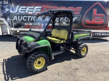 2012 John Deere Gator 825i