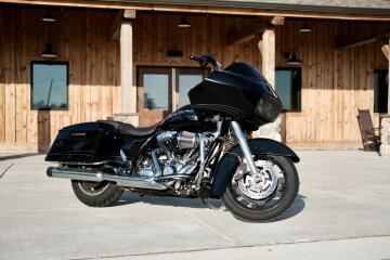 2013 Harley-Davidson Touring Road Glide Custom 103