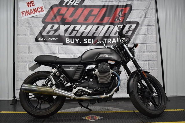 2013 Moto Guzzi V7