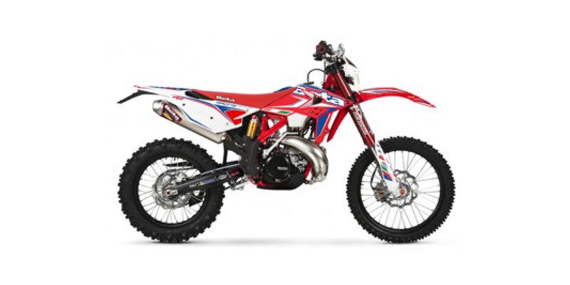 【決まりました】BETA     RR250 2ST  2018年　代理出品 2018 Beta 250RR Race Edition 2-Stroke Review | Total Motorcycle