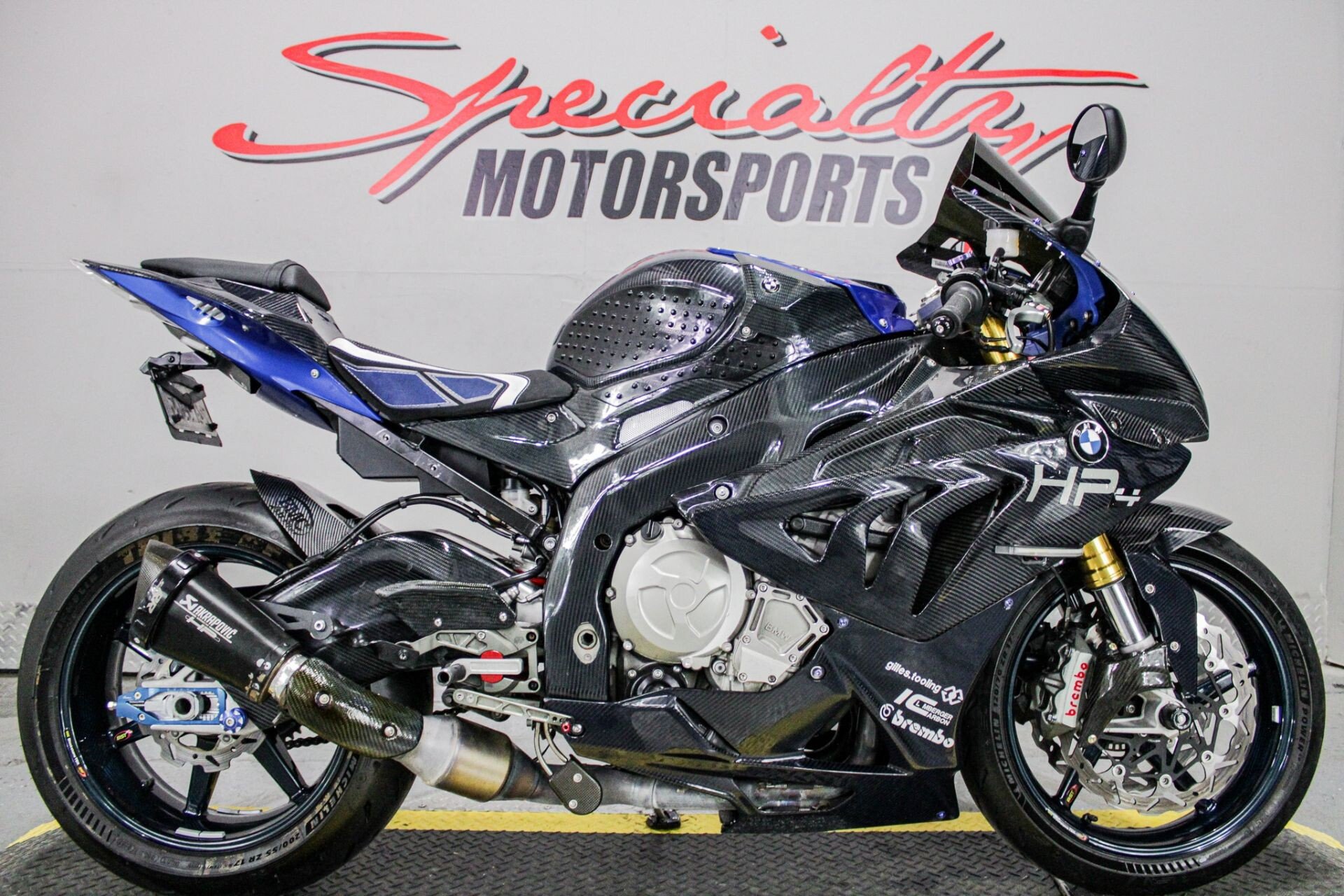 2014 BMW HP4