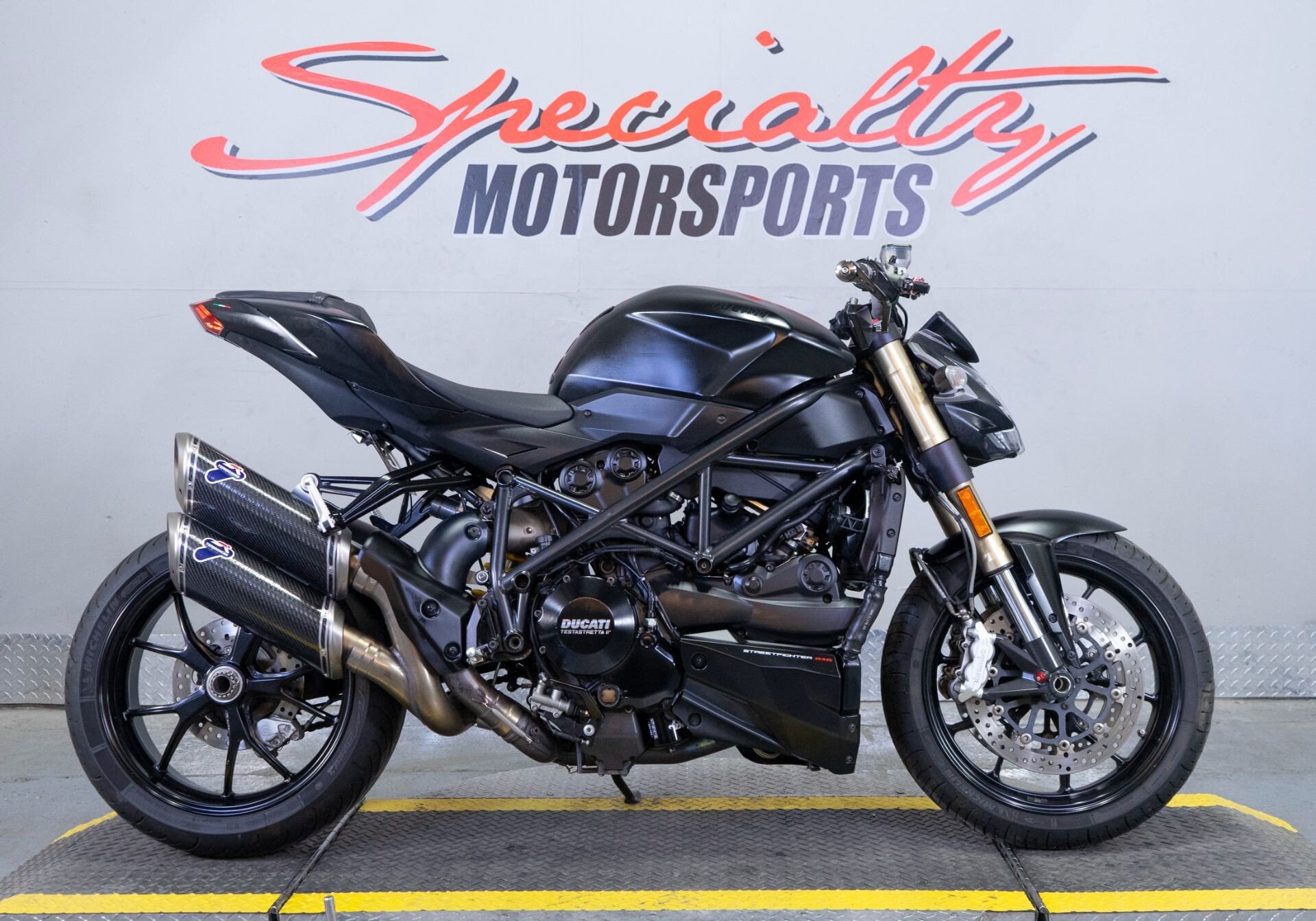 2014 Ducati Streetfighter