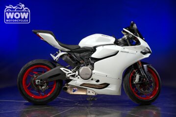 2015 Ducati Superbike 899
