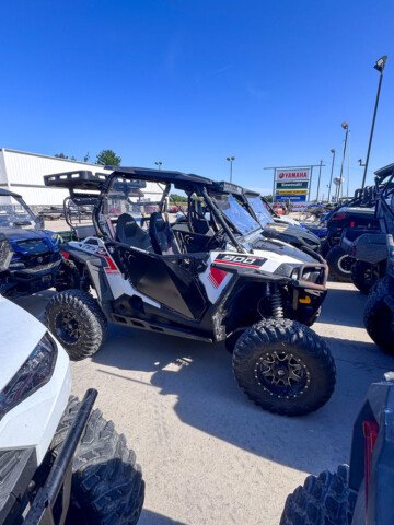 2015 Polaris RZR S 900
