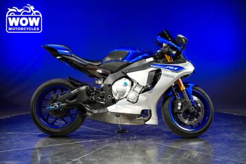 2015 Yamaha YZF-R1