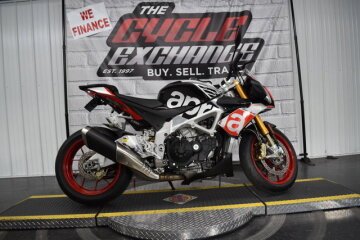 2016 Aprilia Tuono