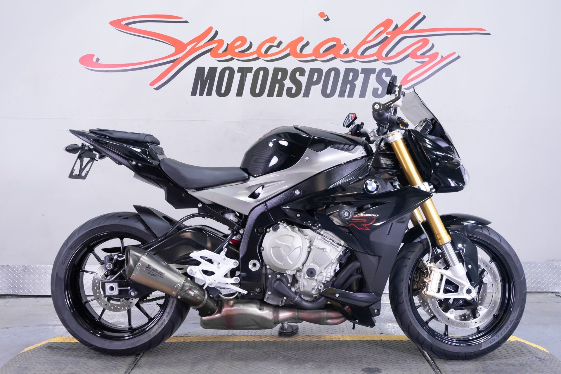2016 BMW S1000R