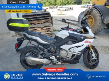 2016 BMW S1000XR
