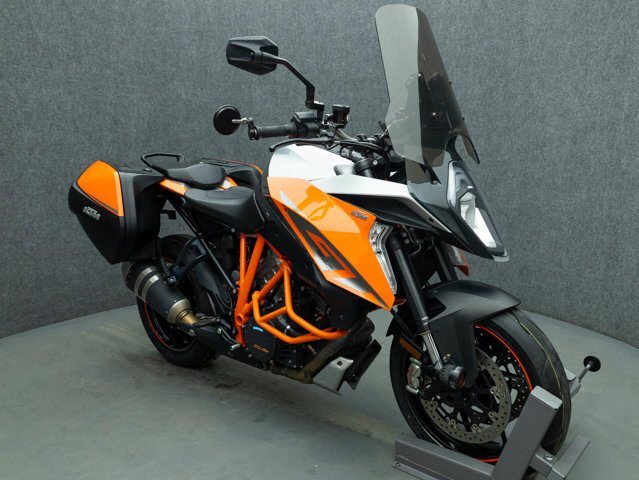 2016 KTM 1290 Super Duke GT