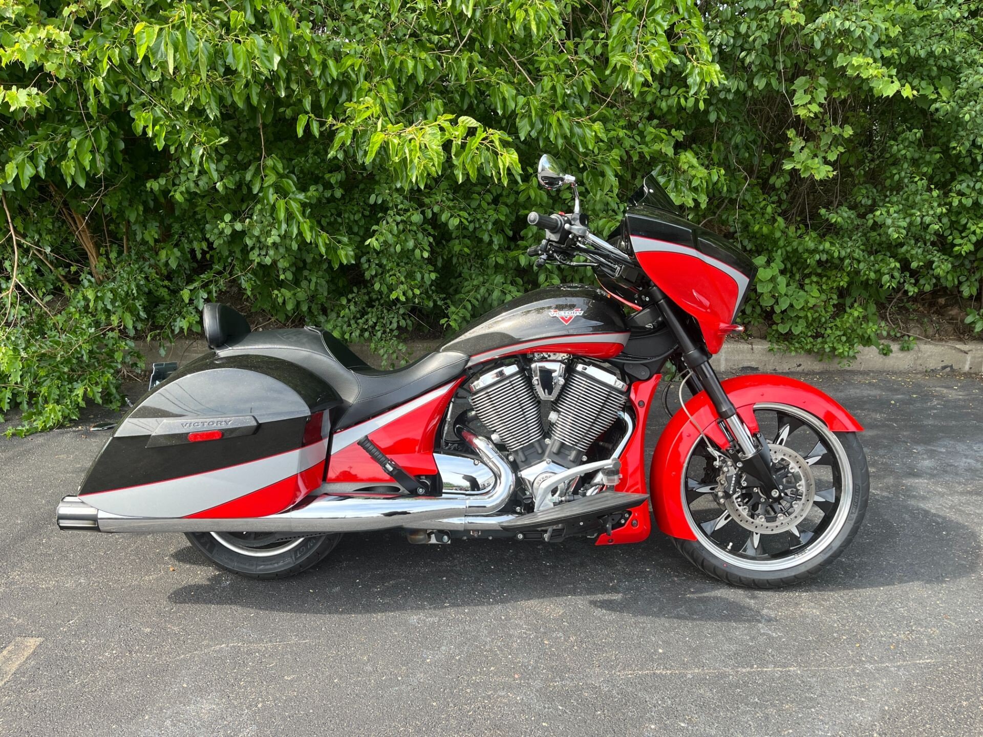 2016 Victory Magnum