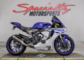 2016 Yamaha YZF-R1