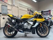 2016 Yamaha YZF-R1