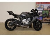 2016 Yamaha YZF-R1