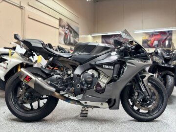 2016 Yamaha YZF-R1