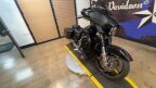 Thumbnail Photo 5 for 2017 Harley-Davidson CVO Street Glide