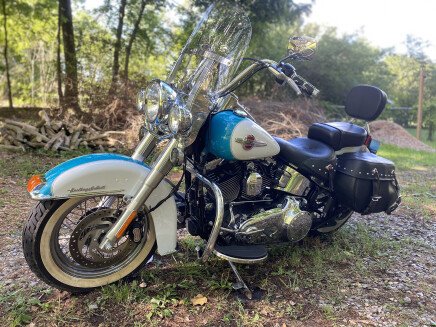 Photo 1 for 2017 Harley-Davidson Softail Heritage Softail Classic for Sale by Owner