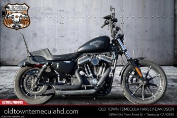 2017 Harley-Davidson Sportster Iron 883