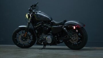 2017 Harley-Davidson Sportster Iron 883
