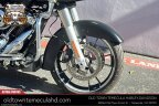 Thumbnail Photo 3 for 2017 Harley-Davidson Touring