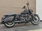 Thumbnail Photo 2 for 2017 Harley-Davidson Touring Road King Special