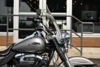 Thumbnail Photo 3 for 2017 Harley-Davidson Touring Road King