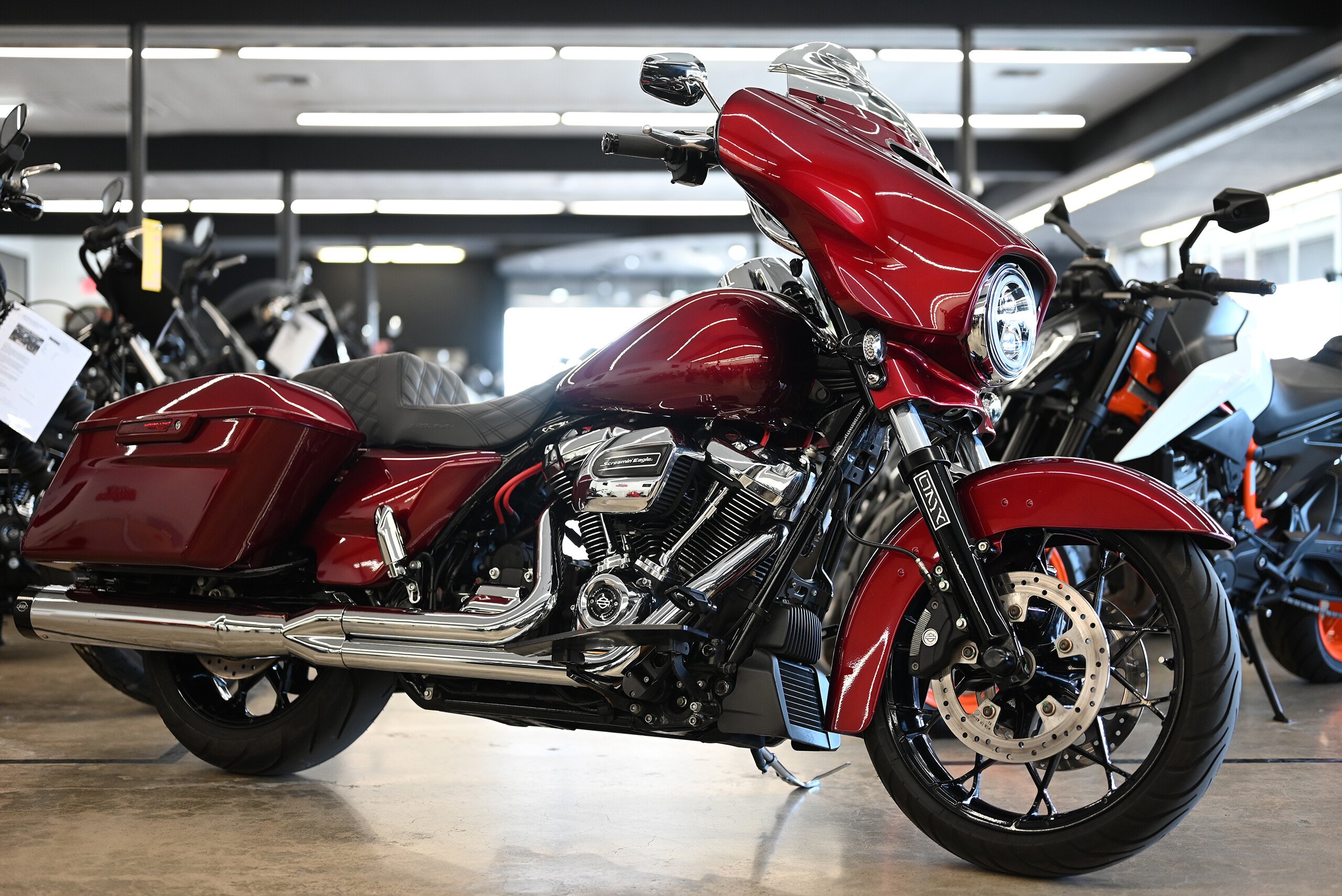 2017-Harley_Davidson-Touring-